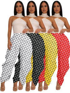 Pantaloni Casual a Pois a Tre Quarti, Comodi e Larghi, con Stampa Floreale a Gonna, a Gamba Larga - Product Image 1