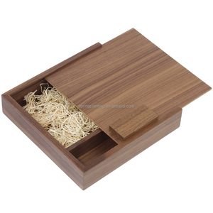 SPRING PLANTING <span class=keywords><strong>Vente</strong></span> directe d'usine Logo personnalisable 32 Go Cadeau de mariage Boîte d'album photo en bois avec clé USB en bois - Product Image 3