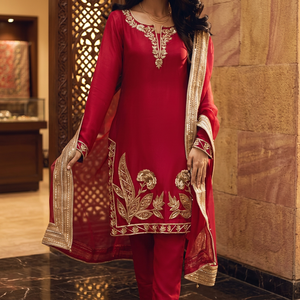 Robe décontractée marron avec kurta brodée, palazzo et dupatta - Product Image 4