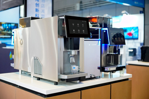 Máquina de Hacer Hielo en Cubos BTB-Z03 para Uso Doméstico, Capacidad de 60-70 kg/día - Product Image 6