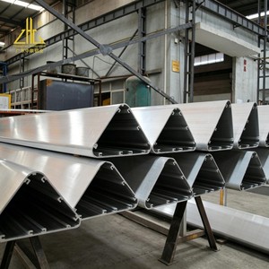 Tubo de Aluminio Triangular Extruido, Perfil de Aluminio Triangular Estructural para Ingeniería de Muros Cortina y Puertas y Ventanas - Product Image 4
