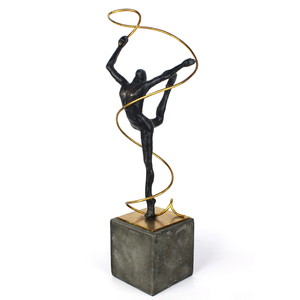 Venta al por mayor de resina encantadora de gimnasia cinta baile chica decoración para <span class=keywords><strong>el</strong></span> hogar para la decoración de la casa - Product Image 5