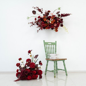 Nouvelle Arrivée Boule de Fleurs d'Hortensia en Soie <span class=keywords><strong>Décoration</strong></span> de Couloir de <span class=keywords><strong>Mariage</strong></span> Centre de Table Rose Artificielle Rouge Bourgogne <span class=keywords><strong>Décoration</strong></span> de Table - Product Image 1