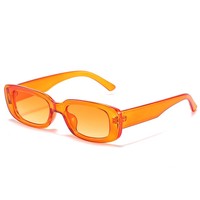 Lunettes de soleil UV400 les plus vendues, monture carrée tendance, style européen et américain, modèle féminin distinctif et à la mode 95004