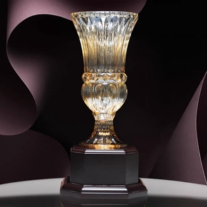 Trofeo de Cristal ADL para Golf y Baloncesto con Base de Madera, Parte Superior Pintada y Grabado Artesanal con Acabado Arenado - Product Image 2