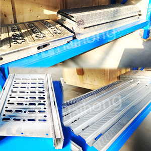 Toit solaire de système de montage de Wireway pour l'entretien des passerelles - Product Image 2