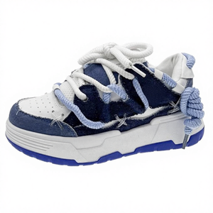 Zapatillas deportivas casuales de moda, ligeras, transpirables, con suela gruesa, para parejas, que aumentan la altura, de PU. - Product Image 4