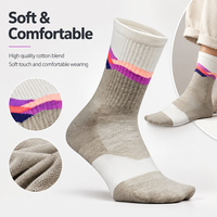 Chaussettes de randonnée respirantes à séchage rapide pour adultes - Spandex/Nylon/Coton, tricot mélange, motif géométrique, blanc/marron, saison printemps