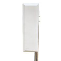 Antenne sectorielle UHF extérieure à double polarisation à gain élevé pour le déploiement de l'équipement de télécommunication à large bande à ondes millimétriques 5G
