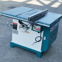 Scie circulaire universelle inclinable pour le travail du bois avec table coulissante pour la coupe du bois