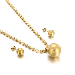 ชุดเครื่องประดับทองชุบคุณภาพสูง สร้อยคอ ต่างหู ลูกปัด - Product Image 2