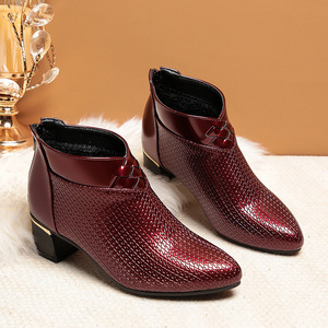 Bottines à talons hauts de 5 cm pour femmes, style hiver Xuanhui, nouvelle mode, bout pointu, fermeture éclair latérale, noires, chaudes - Product Image 2