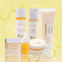 Kit de Soins au Curcuma OEM Marque Blanche Bio Végan Anti-Rides Anti-Taches Blanchissant Anti-Acné Antioxydant