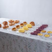 Rectangle clair en plastique cuit au four beignet pain Bagels plateau grands plateaux de service à cupcakes en acrylique pour boulangerie pâtisserie vitrine