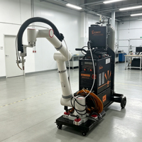 Robot de soudage à l'arc, cellule de soudage robotisée, bras de robot de soudage pour chariot de soudage, chariot, rail, machine de soudage sur rail
