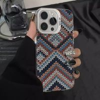 Coque de téléphone de luxe en fibre de carbone tressée style bohème, souple et antichoc, pour iPhone 15 Pro Max 16 17