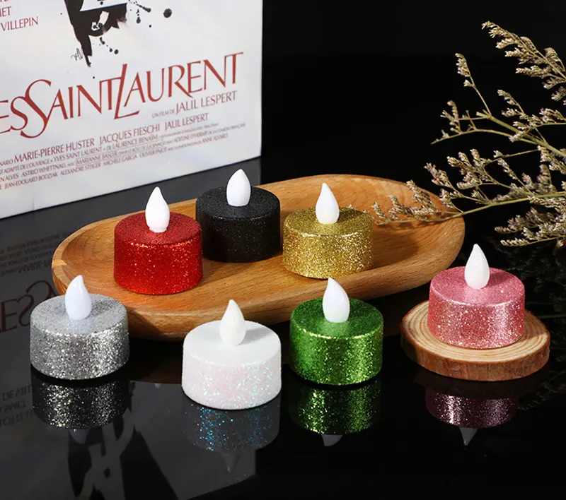 2023 Wholesale Red Heart Wedding Electric LED Tea Light Candle Flameless Realistic Candles Battery lights for Decoration