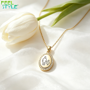 Collana con Ciondolo Ovale <span class=keywords><strong>in</strong></span> Acciaio Inossidabile '<span class=keywords><strong>Padre</strong></span> e <span class=keywords><strong>Figlio</strong></span> Mano nella Mano', Finitura Liscia, Regalo per la Festa del Papà - Product Image 4