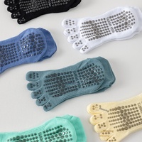 Chaussettes de yoga antidérapantes professionnelles pour femmes, chaussettes courtes fines en coton pour l'été, Pilates, sport, fitness, danse, chaussettes à cinq doigts