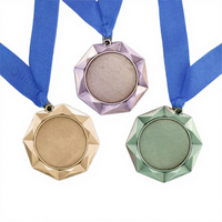Vente en gros personnalisée 3D Gold Award Marathon Running Metal Sport Medal Cheap Zinc Alloy Blank Die Cast Pin Poli Laser Design Your