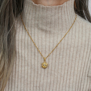 Collana <span class=keywords><strong>all</strong></span>'ingrosso in acciaio inossidabile con <span class=keywords><strong>occhio</strong></span> intagliato e design a raggiera, catena a onda placcata oro 18K, collane a catena sottile - Product Image 4