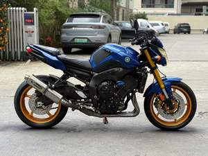 Yamaha <span class=keywords><strong>FZ1</strong></span> 1000cc Moto Naked a Quattro Cilindri in Linea Blu con Forcella Anteriore Dorata e Cerchi Dorati - Product Image 6