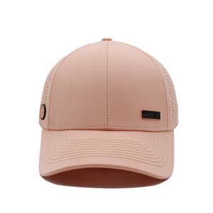 Gorra de Golf de 6 Paneles Personalizada de Alta Calidad, Impermeable, con Orificios Cortados con Láser, Estilo Moderno, Tela Estampada, Logotipo de Goma - Product Image 2