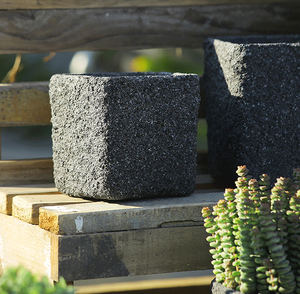 Serie de macetas de hormigón, elegante y versátil, pintura a mano, <span class=keywords><strong>piedra</strong></span> de imitación, óxido, contenedor cuadrado para plantas para el hogar - Product Image 1