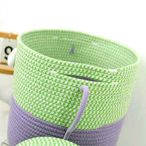 Panier de rangement au design monstre vert et violet avec poignée, forme circulaire, pour le rangement des jouets et des collations - Product Image 4