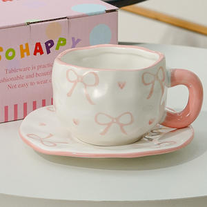 Tazza da caffè e piattino in porcellana moderna dipinti a mano regalo per un amico tazza da tè pomeridiano di alto valore - Product Image 5
