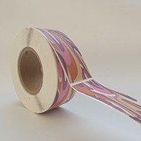 Étiquettes en rouleau imperméables de logo d'autocollant de vinyle auto-adhésif personnalisé pour l'emballage de bouteille en verre de boisson