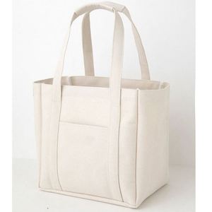 กระเป๋าผ้าแคนวาสขนาด 6 ออนซ์ แบบกำหนดเอง พร้อมโลโก้และลายตัวอักษร - Product Image 3