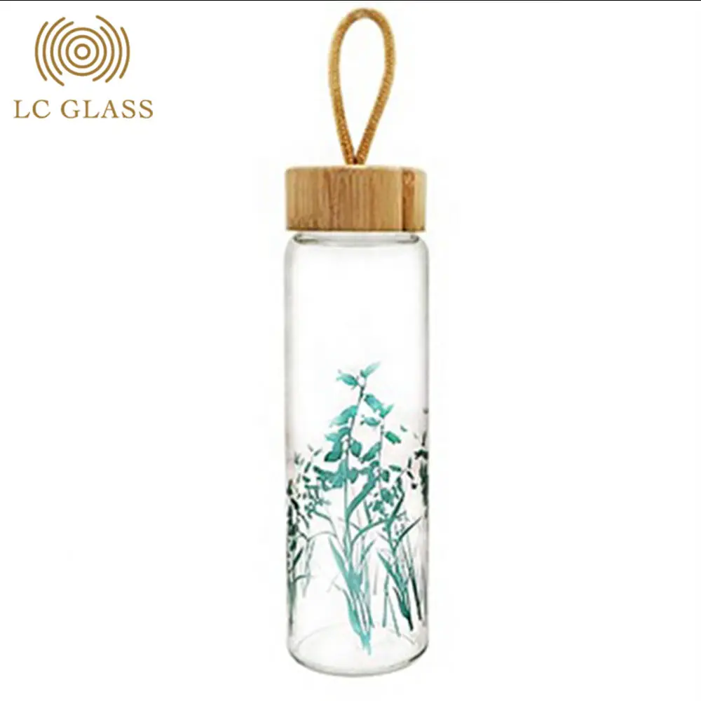 זכוכית בורסיליקט גבוה 500 מ "ל ידידותי לסביבה ספורט זכוכית בקבוק מים צנצנת עם מכסה במבוק לבקבוקי מים
