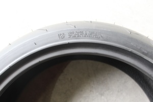 Qualité supérieure Llantas De Moto Moto Tubeless <span class=keywords><strong>Pneu</strong></span> 180/<span class=keywords><strong>55</strong></span>/<span class=keywords><strong>17</strong></span> - Product Image 5