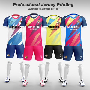 Kit <span class=keywords><strong>Calcio</strong></span> Personalizzato OEM: Maglie e <span class=keywords><strong>Pantaloncini</strong></span> Sublimati per <span class=keywords><strong>Squadre</strong></span> Giovanili e Universitarie con Calzini - Product Image 4