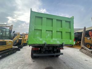 Camion benne HOWO 371 6X4 d'occasion fiable, boîte manuelle 10 vitesses, en excellent état de fonctionnement pour chantier de construction - Product Image 6