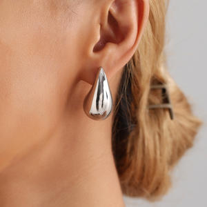 Runway Comma <b>Teardrop</b> Punk Style Niche Simple Smooth Surface Hanging Water Drop <b>Stud</b> <b>Earrings</b> - Product Image 3
