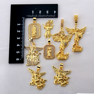 Colgante de San <span class=keywords><strong>Miguel</strong></span> Arcángel Chapado en Oro de 18K de Alta Calidad con Micro Pavé de Circonitas, Joyería Religiosa de Protección del Arcángel <span class=keywords><strong>Miguel</strong></span> - Product Image 5