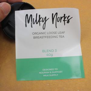 Autocollant d'étiquette de code à barres personnalisé durable recyclable privé <span class=keywords><strong>anti</strong></span>-imprimé rouleau de papier logo découpé holographique caractéristique en vinyle - Product Image 6