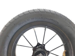 Usine chinoise 10x2 roue <span class=keywords><strong>pneumatique</strong></span> anneau en acier à rayons noirs nouvelle condition <span class=keywords><strong>pour</strong></span> les pneus de vélo médicaux et les industries hôtelières - Product Image 4