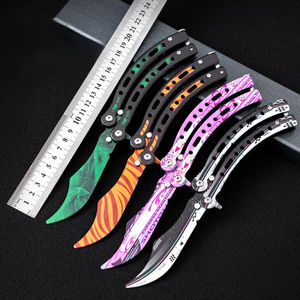 Suministro Directo de Fábrica Cuchillo de Entrenamiento Tipo Mariposa Balisong <span class=keywords><strong>CSGO</strong></span> Hoja Multifunción Plegable para Acampar al Aire Libre 3Cr13 - Product Image 2