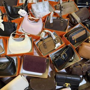 Vente en gros de sacs de mode de haute qualité, sacs de marque de luxe, assortis en boîte, prix bas, vendus à l'unité - Product Image 3