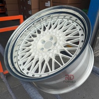 Jantes forgées sur mesure en 2 parties, 18-24 pouces, face blanche, lèvre profonde polie, jantes en alliage pour BMW Mercedes Benz Tesla Mustang Camaro SS