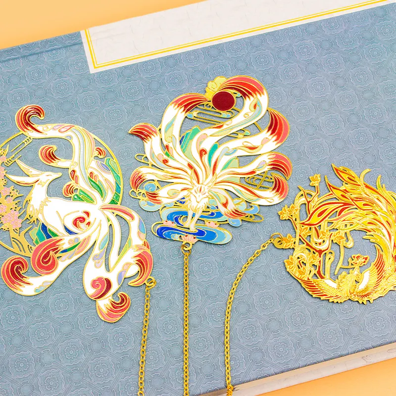 Personalizado magnético 3D lindo Anime flor personalizado duro suave esmalte resina Acero inoxidable oro Corán libro marca Metal marcapáginas