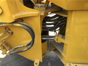 รถตักล้อยางโคมัตสึ WA350 มือสอง อเนกประสงค์ สำหรับใช้งานในฟาร์ม ท่าเรือ อุตสาหกรรม และงานก่อสร้าง - Product Image 4