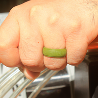 Bague en silicone pour homme à motif rétro sans pierre pour les sports de plein air et les fêtes/cadeaux - RMDS GJJ004
