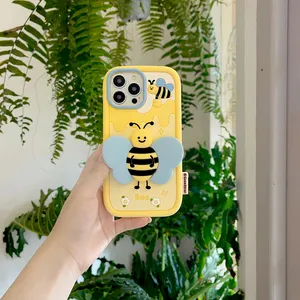 Niedliches Design 3D Silikon Bee Phone Case Telefon zubehör mit Wing Stand für iPhone 15 Pro