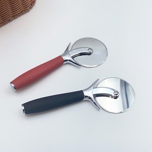 ชุดอุปกรณ์ตัดพิซซ่ารูปทรงรถยนต์ Crazy <span class=keywords><strong>Pizza</strong></span> Cutters พร้อมเขียง ถาด ที่ตัดแบบโยก ด้ามจับพลาสติกอย่างดี ทนทาน - Product Image 3