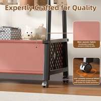 Porte-vêtements triangulaire commercial en acier de 125 cm sur roulettes avec bac de rangement inférieur en non-tissé – Produit par un fabricant en gros