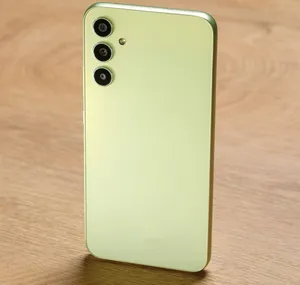 Galaxy 大きく A34 SIMフリー ヨーロッパ版